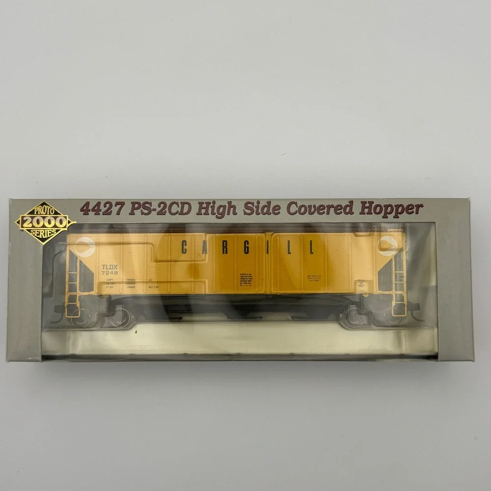 Life-Like Proto 2000 4427 PS-2CD High Side Hopper Cargill HO Scale Yellow 21370